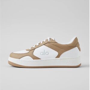 NWOT Alo Recovery Mode Sneakers